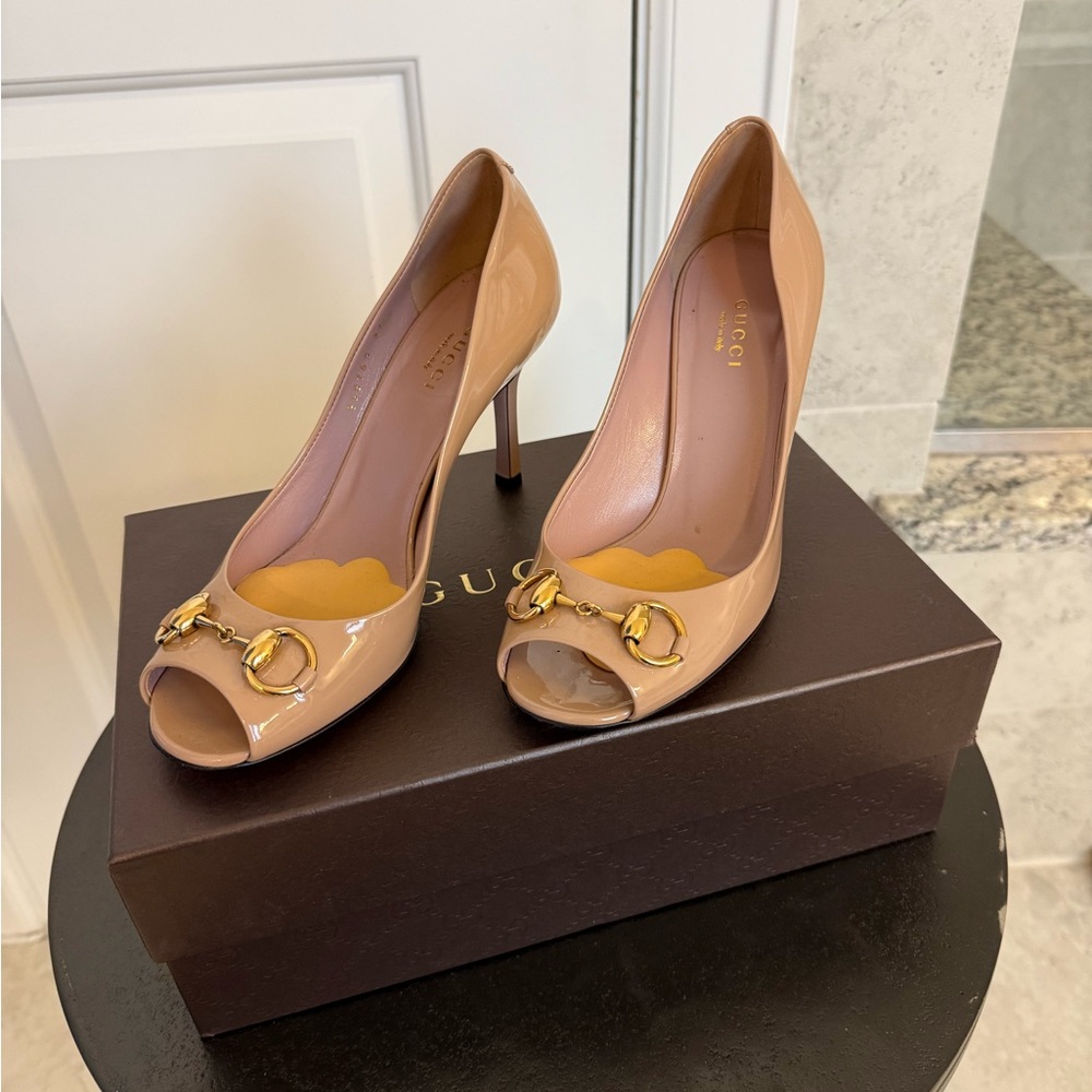 Gucci Women's Peep Toe Heels - Nude - Picture 5 of 7